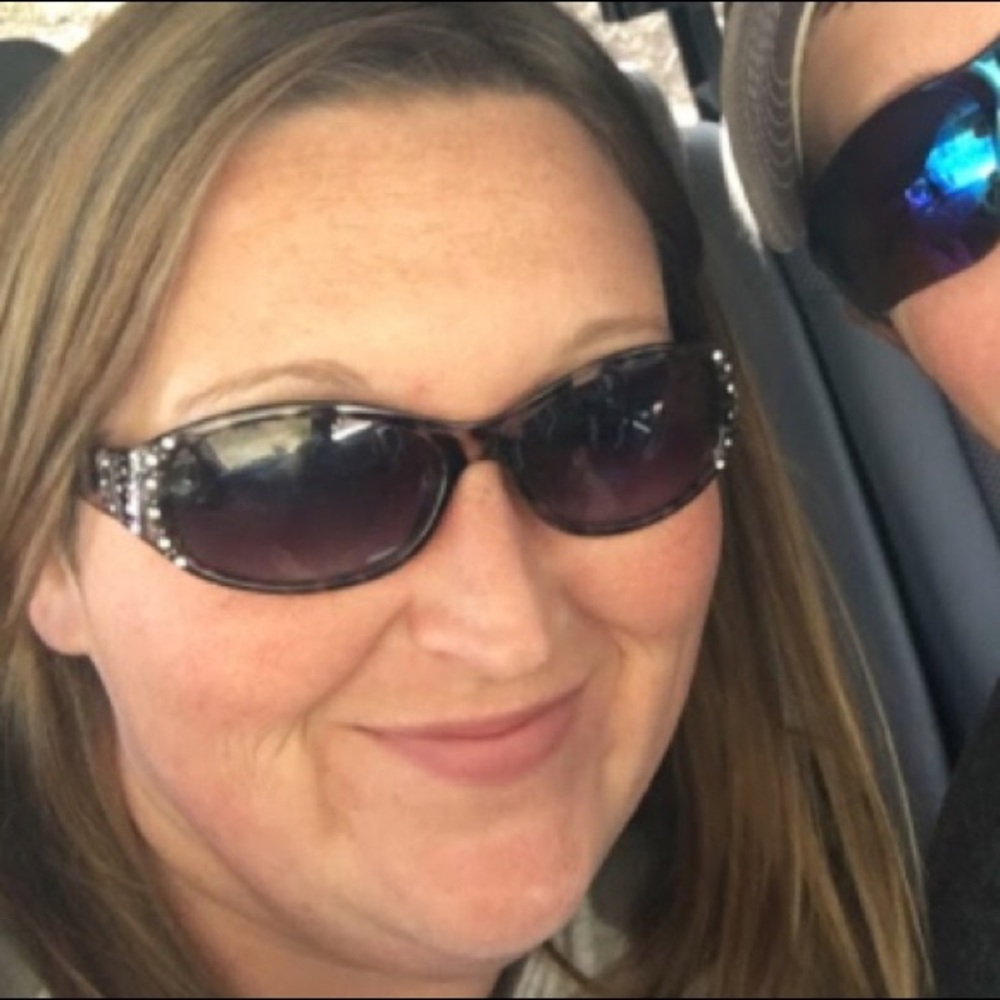 Meet your Posher, Janet